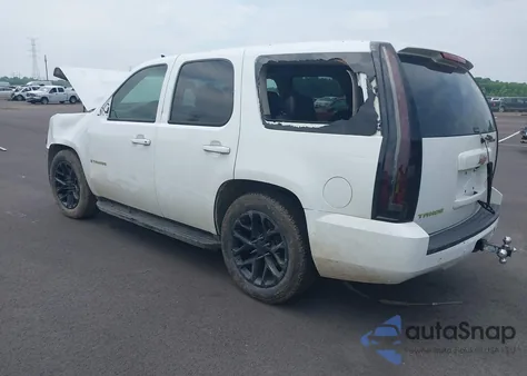 2008 Chevrolet Tahoe Lt z USA, uszkodzony, nr VIN 1GNFC13J38R259477
